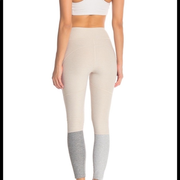 Outdoor Voices Oatmeal & Gray Dipped Leggings - Picture 2 of 9